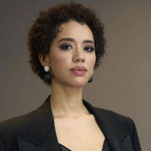 Jasmin Savoy Brown